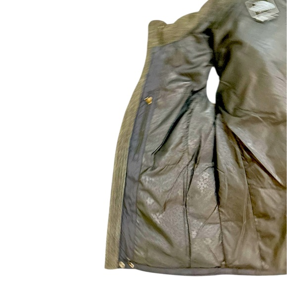 The North Face black zippered Quilted Vest interior pockets size small - Picture 12 of 14